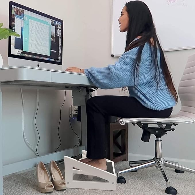 WOOD CITY Under Desk Footrest, 3 Heights Adjustable Foot Rest with Silicone Surface, 3 in 1 Non-Slip Foot Stool Improve Posture, Reduce Fatigue & Pain， Ideal for Home/Office/Gaming (White)