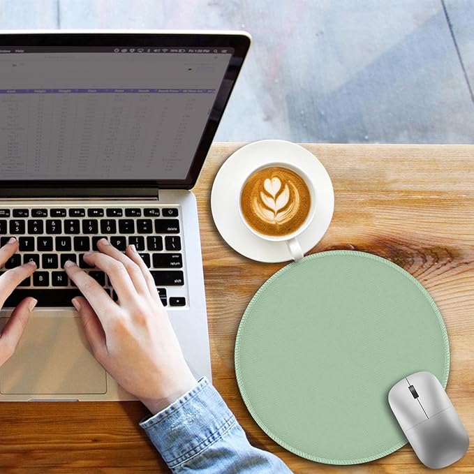 Solid Green Work Mouse Pad, Small Round Mouse Pads for Desk, Mini Travel Mousepad for Wireless Computer Laptop, Office Desk Accessories, 8.6 x 8.6 inch