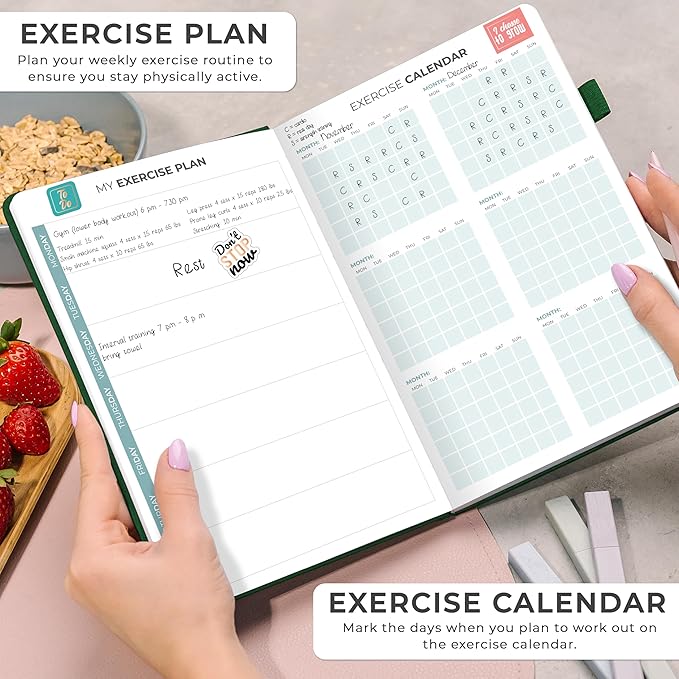 Clever Fox Weekly Meal Planner - Weekly & Daily Meal Prep Journal with Shopping and Grocery Lists for Menu Planning, Healthy Diet & Weight Loss Tracking, Lasts 1 Year, Undated, A5 - Forest Green
