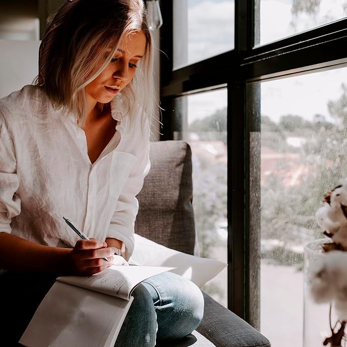 uni-ball 207 Retractable Gel Pens, Medium Point (0.7mm), Black, 36 Count